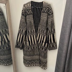 Vertigo patterned sweater